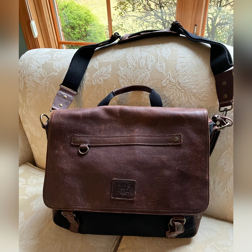Will Leather Goods Brand Wallace Canvas and Leather Messenger Bag
